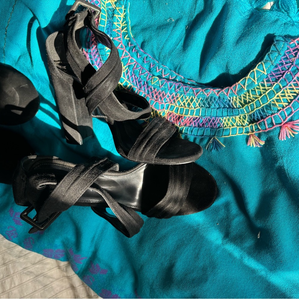 Beautiful sandals worn just  a few timess, black, size 7.5
